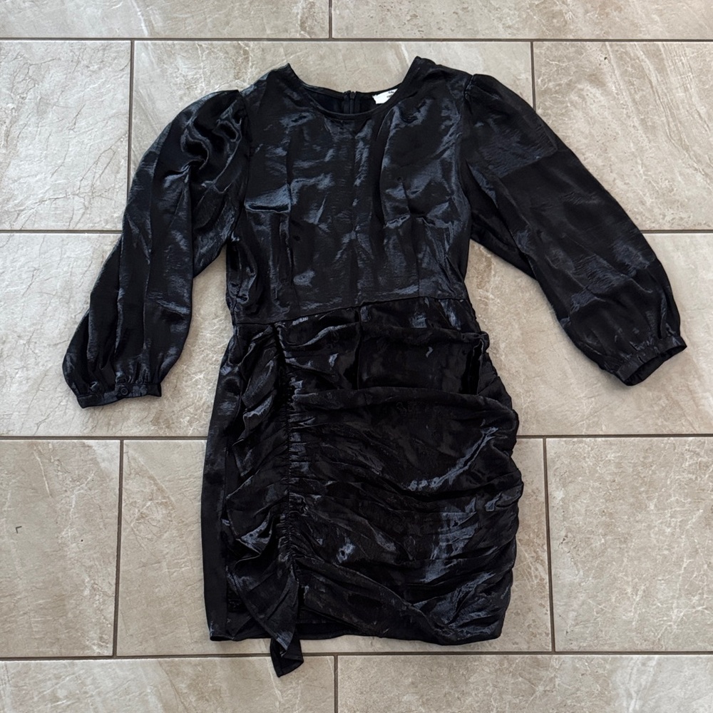 Entro Black Shimmer Dress